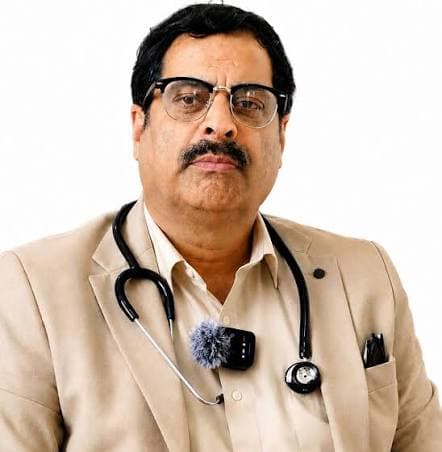 Portrait of Dr. Imtiyaz Mansoor